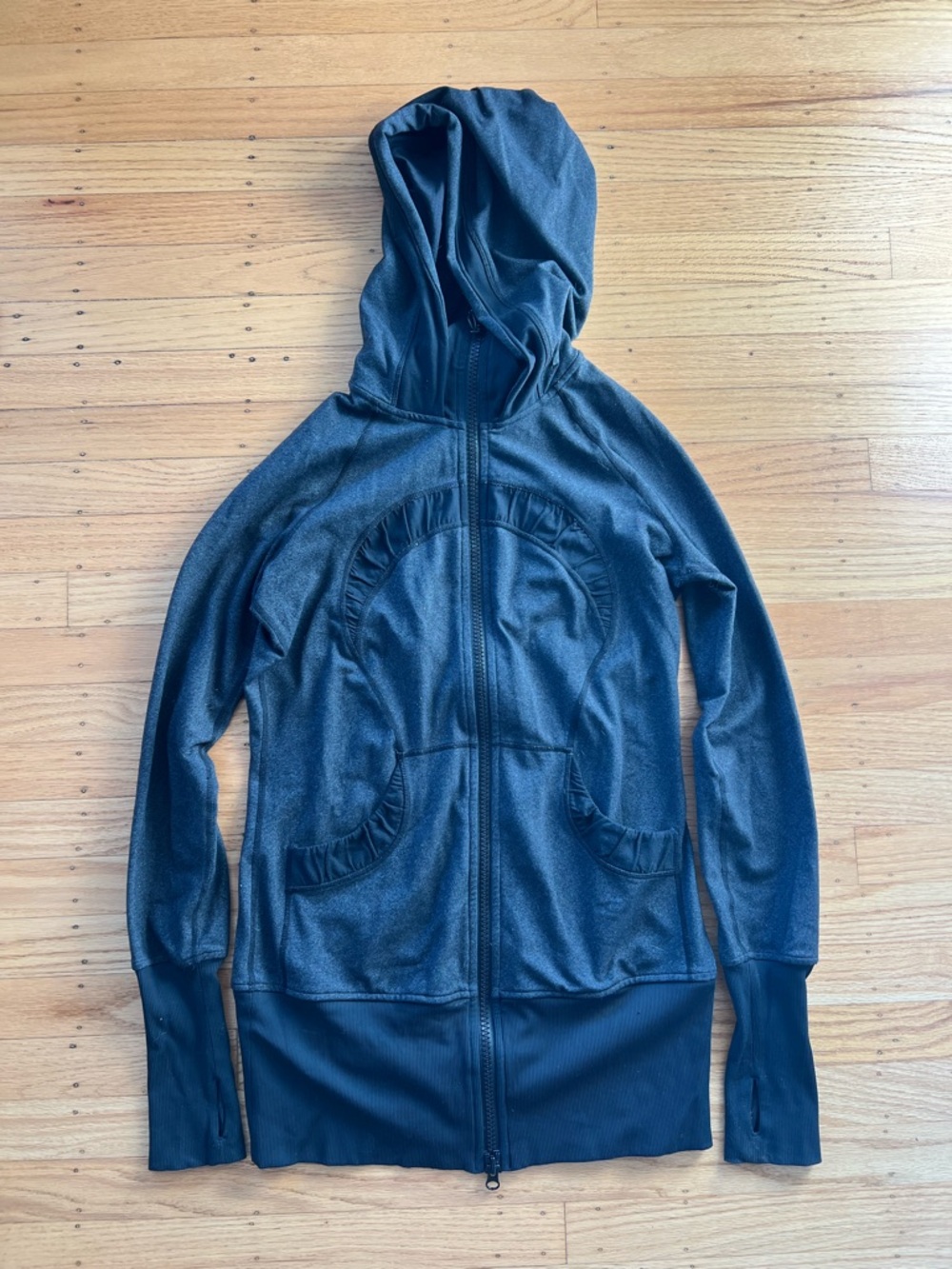Lululemon Scuba Hoodie Full Zip Heathered Gray Fleece Thumbholes Medium?